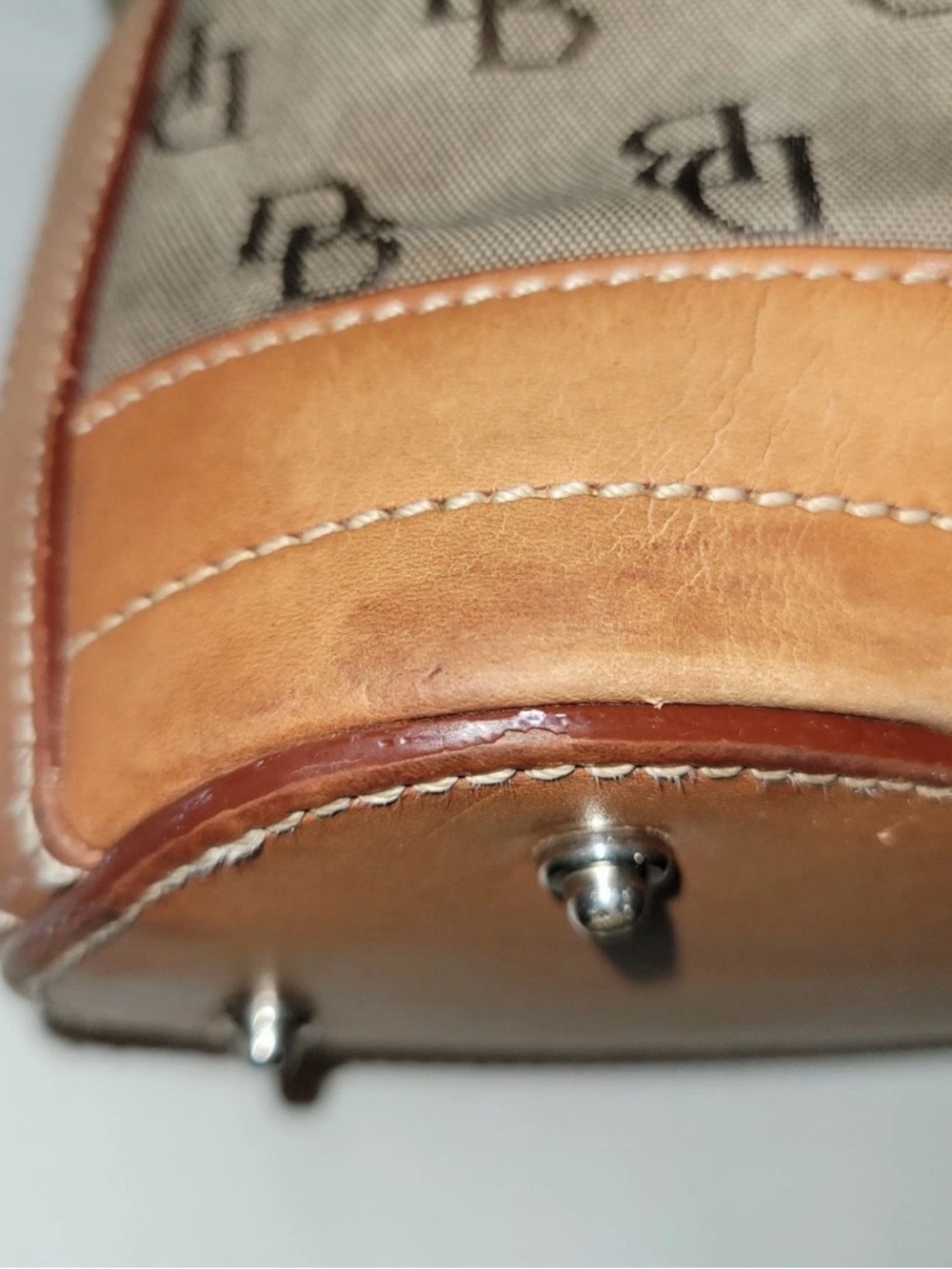 Vintage Dooney & Bourke Brown Canvas Monogram Tote Bag Tan Leather Trim - Picture 9 of 16